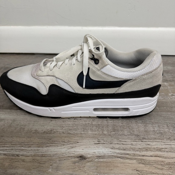 Nike Air Max 1 Essential Men’s Sneakers Black/White-size 13
